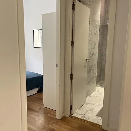 Dplace To Be - Amazing Apartments In Historic Center Madrid Room photo