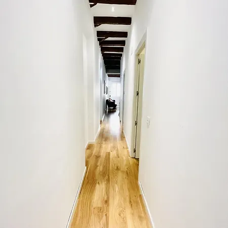 Dplace To Be - Amazing Apartments In Historic Center Madrid Room photo